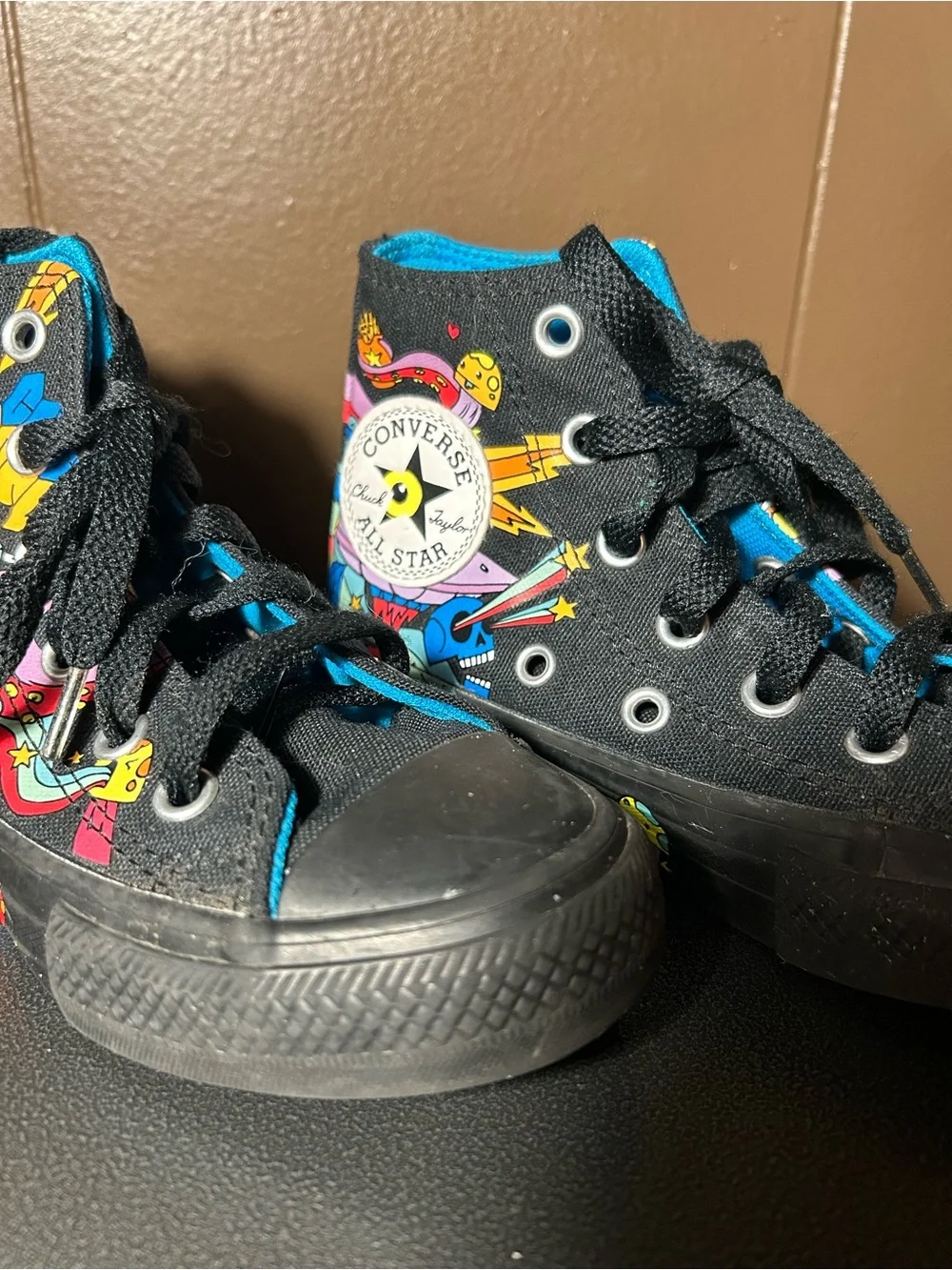 Converse High Tops Youth Size 11 Graffiti Cartoon Kids Unisex Black Sneakers